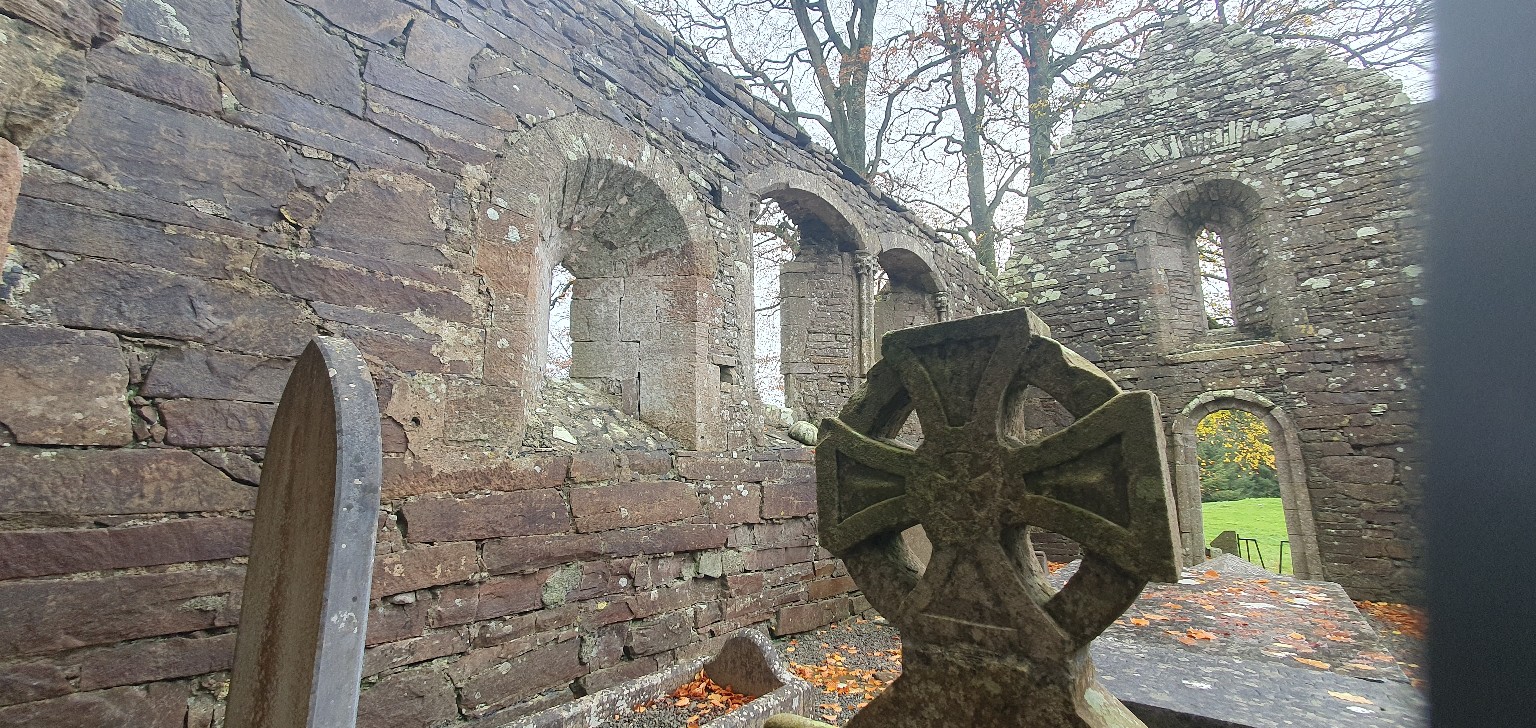 Monaincha Abbey photograph 9